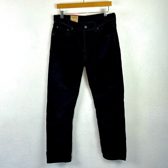 Levi's Pants - NWT Levi’s black straight corduroy pants 31 x 30